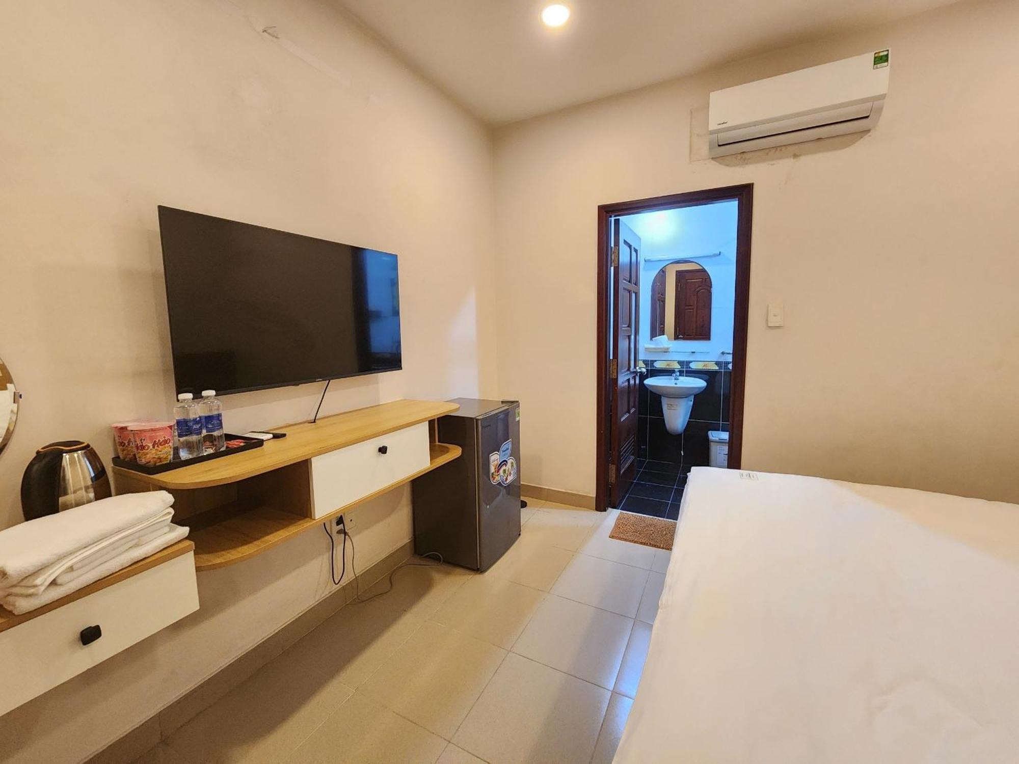 Khách sạn Big Sai Gon 3*