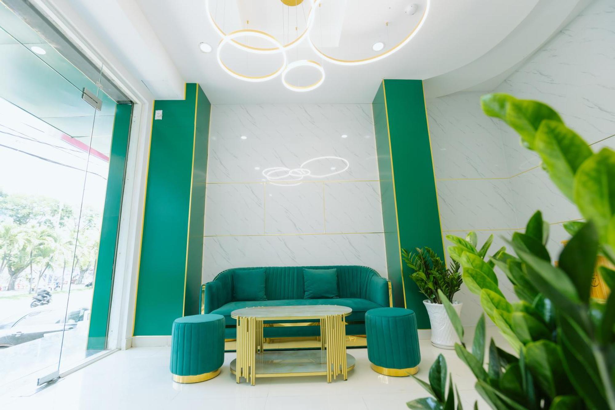 Khách sạn Big Sai Gon 3*
